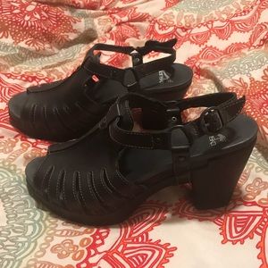 Size 40 Leather Dansko Heels 3.5 inches